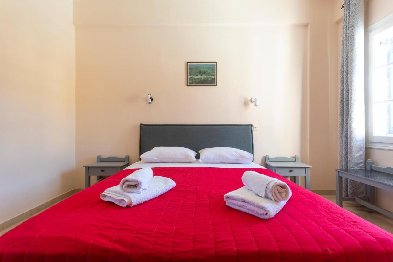Vanas Apartments スペツェス エクステリア 写真